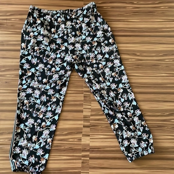 WHITE House Black Market Joggers Size Small - Picture 8 of 12